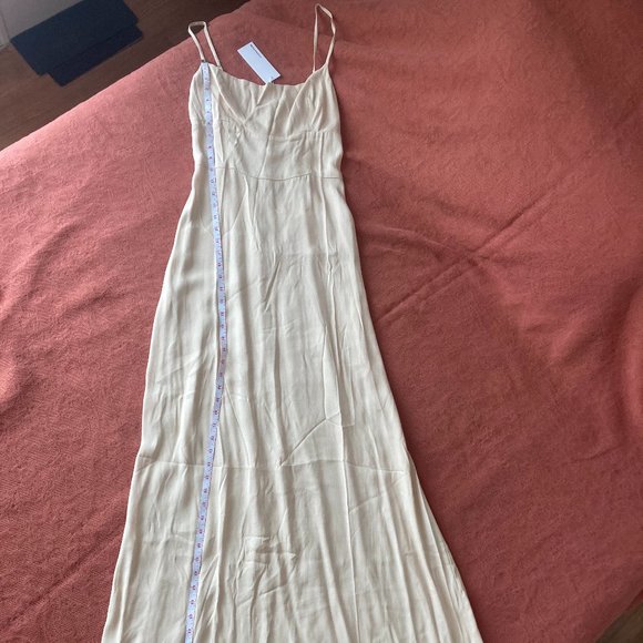NWT Reformation Sunrise Dress - Champaign Size 4 - Picture 2 of 7